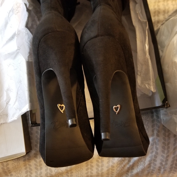 Tall slouched suede high heeled boots - Picture 5 of 8